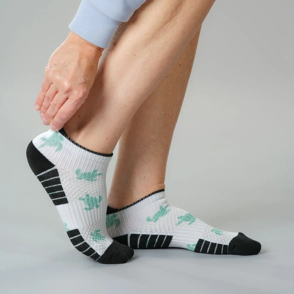 Turtles Ankle Compression Socks - Image 3
