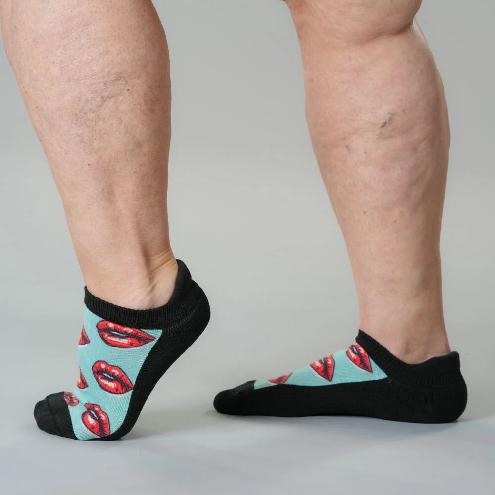 Vintage Kiss Ankle Socks - Image 3